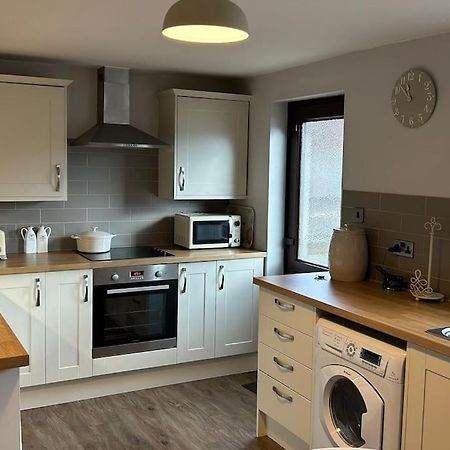 Cosy 2 Bed, Home From Home Haddenham  Екстер'єр фото